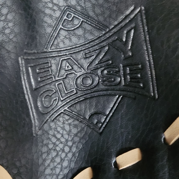 ⚾ Adidas Youth Baseball Glove 11” Black & Tan – Left Hand Throw - Picture 8 of 16